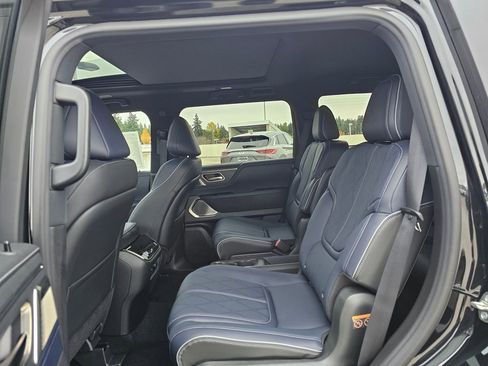 New 2026 INFINITI QX80 4WD w/ Sport Exterior Package image 18