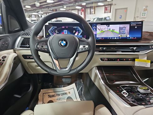New 2026 BMW X5 xDrive40i w/ Off-Road Package image 16