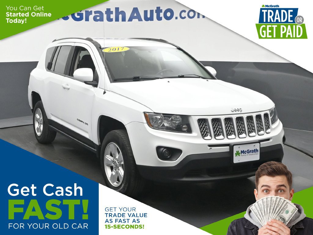 Used 2017 Jeep Compass Latitude FWD image 1