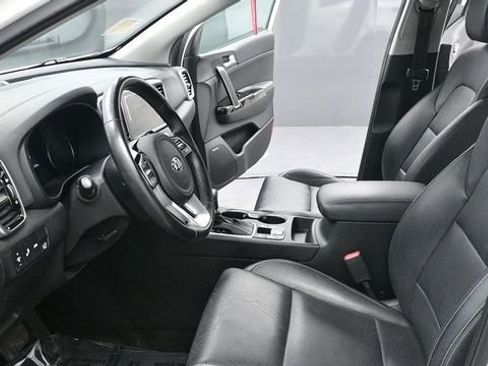 Used 2020 Kia Sportage EX w/ Option Group 15 FWD image 18