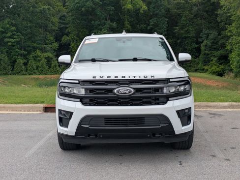 Certified 2023 Ford Expedition Limited AWD/4WD image 7