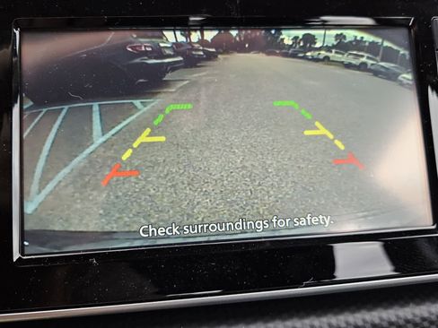 New 2025 Nissan Kicks Play S image 9