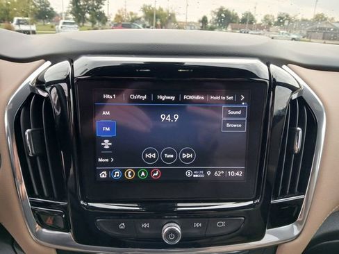 Certified 2022 Chevrolet Traverse Premier image 27