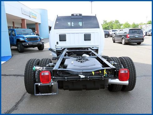 New 2026 RAM 5500 4x4 Crew Cab w/ Laramie Trim Package image 6
