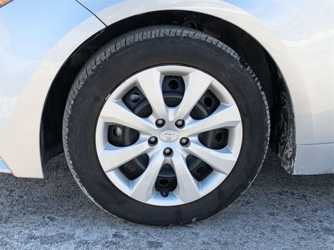 Used 2024 Toyota Corolla LE image 11