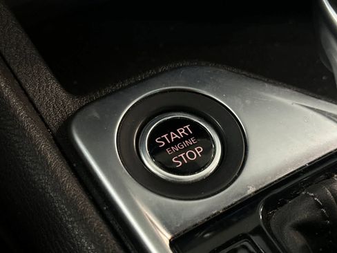 Used 2024 Nissan Sentra SV FWD image 23