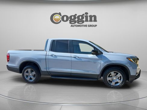Certified 2024 Honda Ridgeline TrailSport image 6