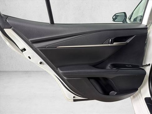 Used 2025 Toyota Camry LE FWD image 21