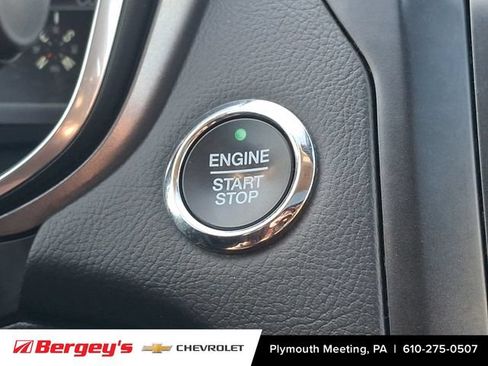 Used 2020 Ford Fusion SE AWD/4WD image 27