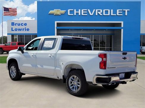 New 2026 Chevrolet Silverado 1500 LT w/ Z71 Off-Road Package image 3