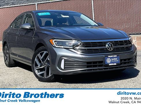 Certified 2023 Volkswagen Jetta SEL FWD image 1