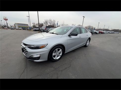 Certified 2020 Chevrolet Malibu LS image 4