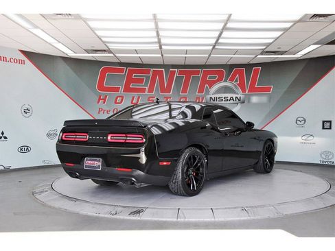 Used 2023 Dodge Challenger SRT Hellcat image 5