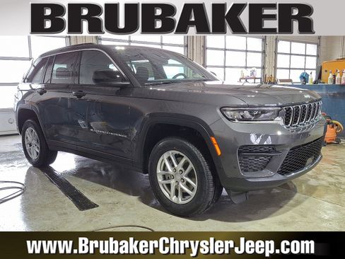 New 2026 Jeep Grand Cherokee Laredo X image 1