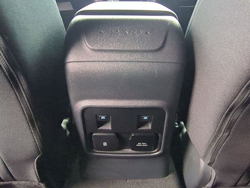 Used 2022 Ford Bronco Wildtrak image 30