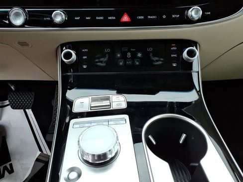 New 2026 Genesis GV70 2.5T AWD/4WD image 22