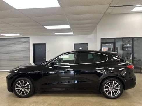Used 2020 Maserati Levante S image 7