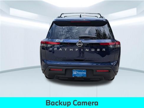 Used 2025 Nissan Pathfinder SV FWD image 5