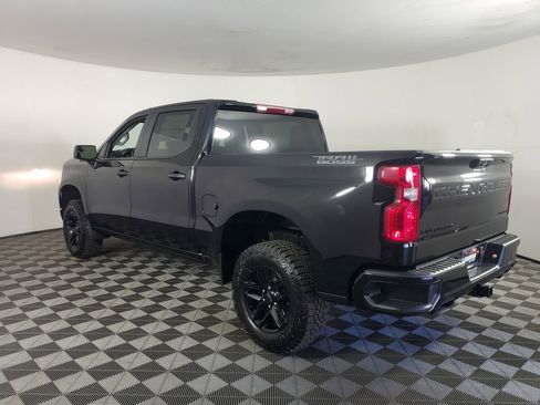 New 2026 Chevrolet Silverado 1500 Custom Trail Boss w/ Midnight Edition image 6
