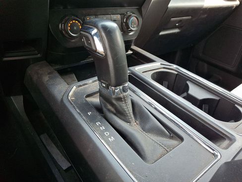 Used 2019 Ford F150 XLT w/ Equipment Group 302A Luxury AWD/4WD image 14