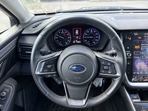 Used 2020 Subaru Outback Premium image 18