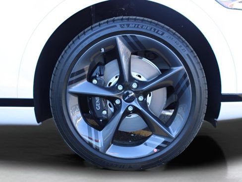 New 2026 Genesis GV70 2.5T Sport Prestige image 9