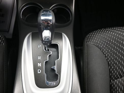 Used 2017 Dodge Journey SE FWD image 18
