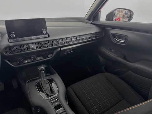 Certified 2024 Honda HR-V Sport image 22