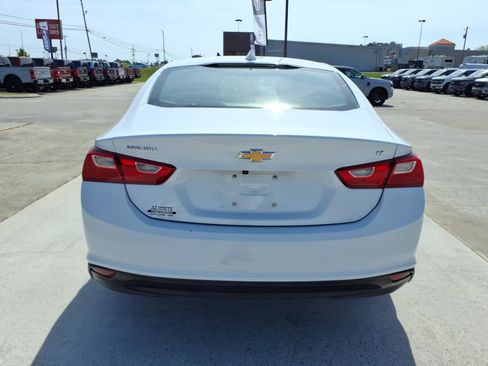 Used 2023 Chevrolet Malibu LT image 4