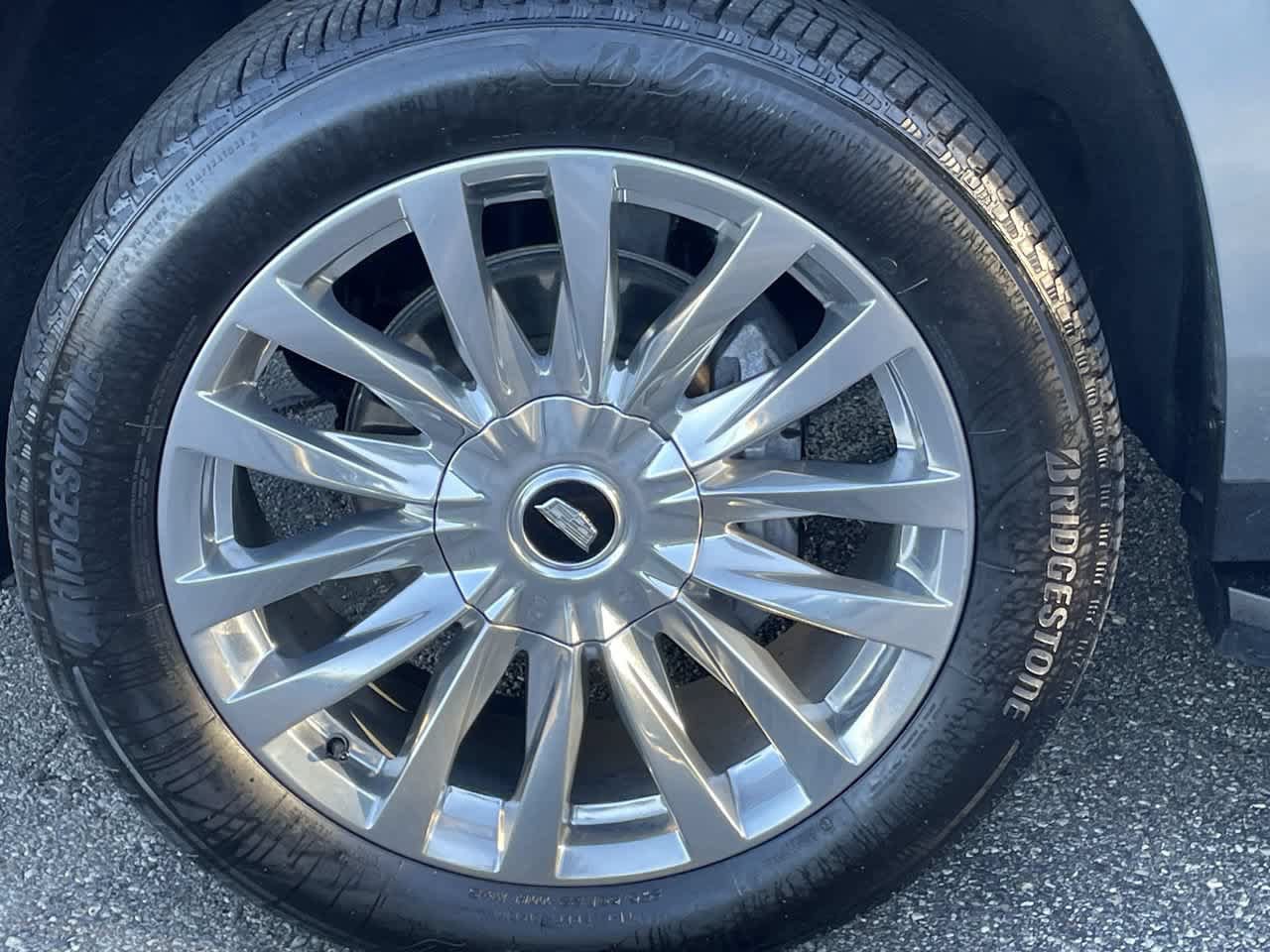 Certified 2024 Cadillac Escalade Premium Luxury w/ LPO, Floor Liner Package AWD/4WD image 44