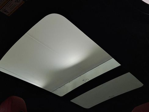 Used 2019 Jaguar F-PACE S image 8