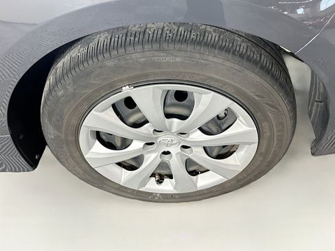 Used 2023 Toyota Corolla LE image 11