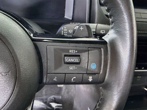 Certified 2024 Nissan Rogue SL FWD image 23