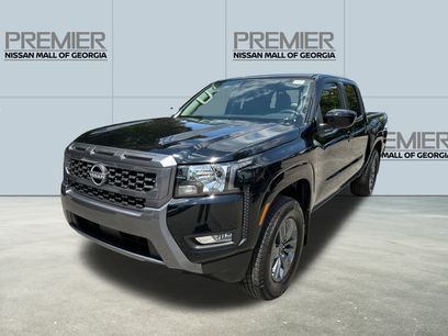 New 2025 Nissan Frontier SV w/ SV Convenience Package