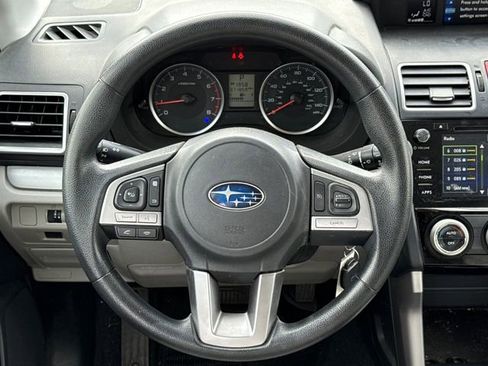 Used 2018 Subaru Forester 2.5i Premium w/ All-Weather Package image 14