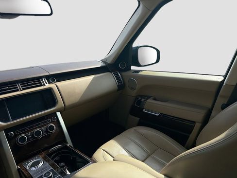 Used 2016 Land Rover Range Rover HSE image 26