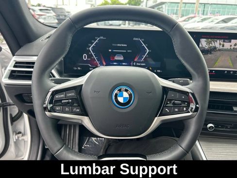 Used 2025 BMW i4 eDrive40 RWD image 17