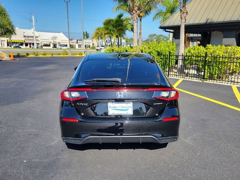 Used 2024 Honda Civic Sport image 5