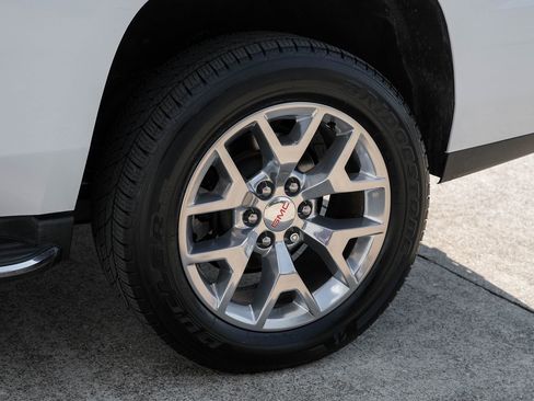 Used 2018 GMC Yukon SLT w/ Open Road Package image 55