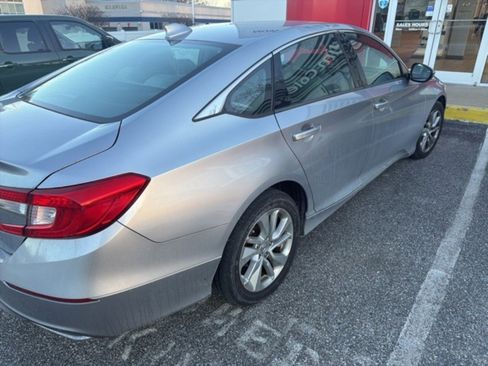 Used 2020 Honda Accord LX image 3