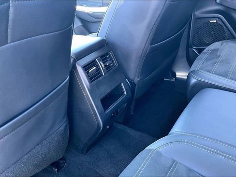 Used 2025 Mitsubishi Outlander SE AWD/4WD image 10