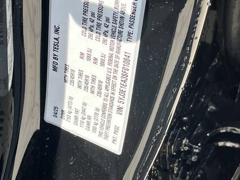 Used 2025 Tesla Model 3 Long Range RWD image 36