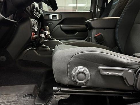 Certified 2021 Jeep Wrangler Unlimited Rubicon 4xe image 9