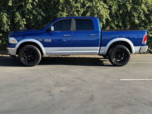 Used 2014 RAM 1500 Laramie w/ Convenience Group AWD/4WD image 6