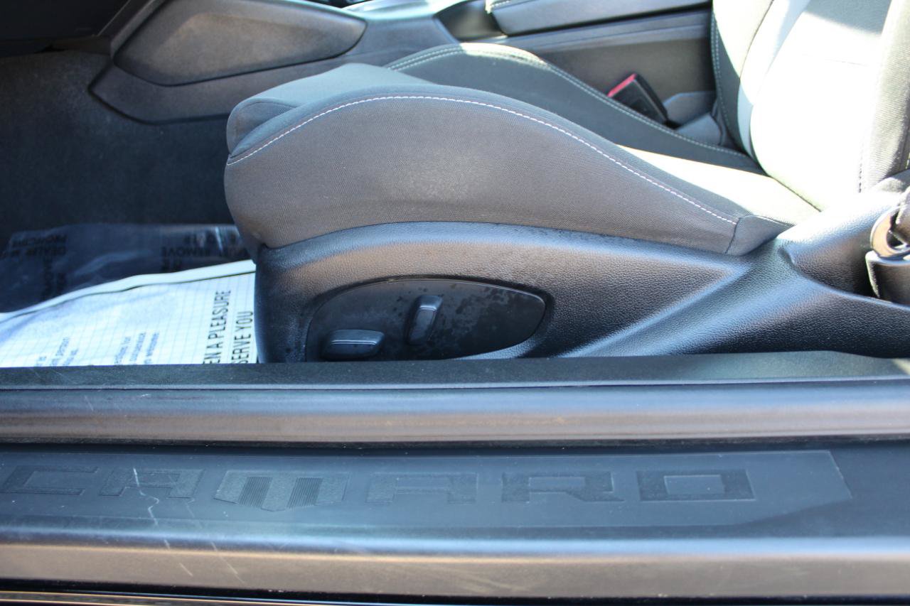 Used 2020 Chevrolet Camaro LT RWD image 12