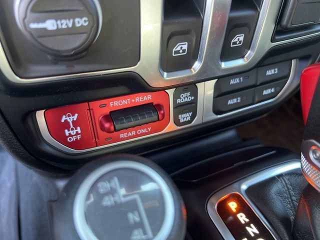 Used 2024 Jeep Wrangler Rubicon w/ Safety Group AWD/4WD image 12