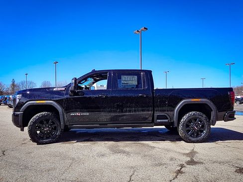 New 2026 GMC Sierra 2500 AT4 w/ AT4 Premium Plus Package AWD/4WD image 6