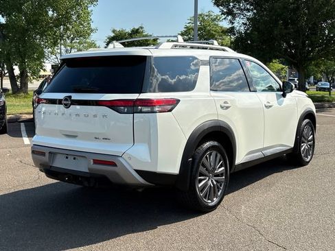 Certified 2023 Nissan Pathfinder SL w/ SL Premium Package AWD/4WD image 2