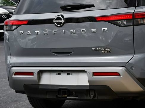 Used 2025 Nissan Pathfinder Platinum AWD/4WD image 29