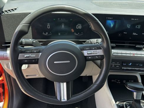 Used 2024 Hyundai Kona SEL FWD image 18